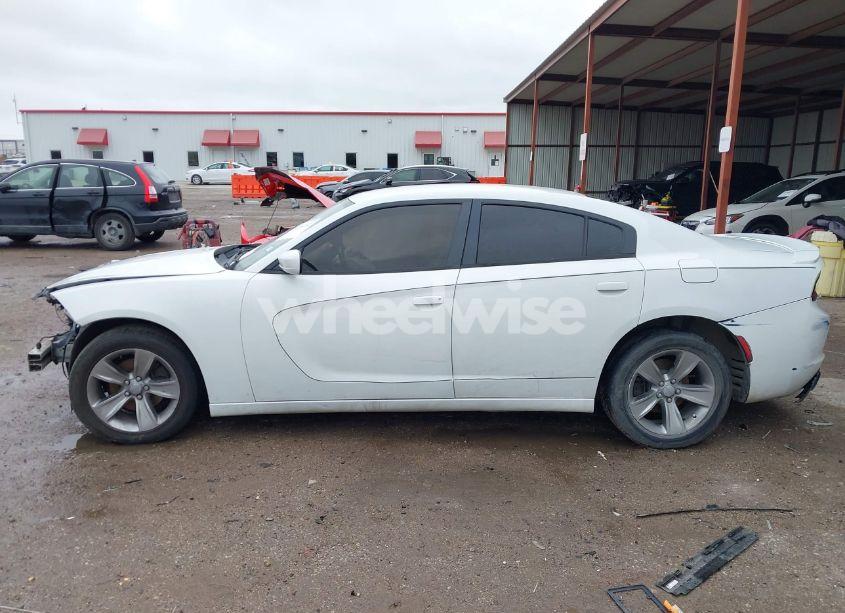 Photo 14 of 2016 Dodge Charger SE (VIN 2C3CDXBG3GH143507)