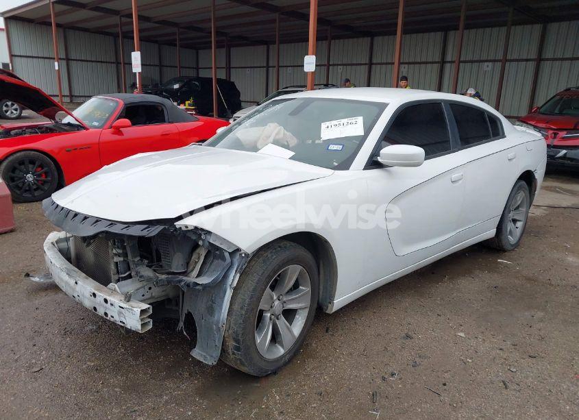 Photo 2 of 2016 Dodge Charger SE (VIN 2C3CDXBG3GH143507)