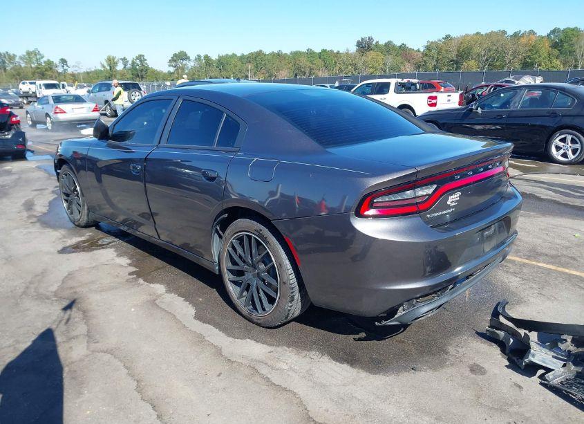 Photo 3 of 2016 Dodge Charger SE (VIN 2C3CDXBG3GH180072)