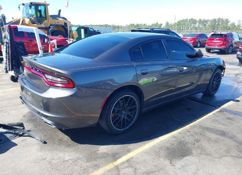 Photo 4 of 2016 Dodge Charger SE (VIN 2C3CDXBG3GH180072)