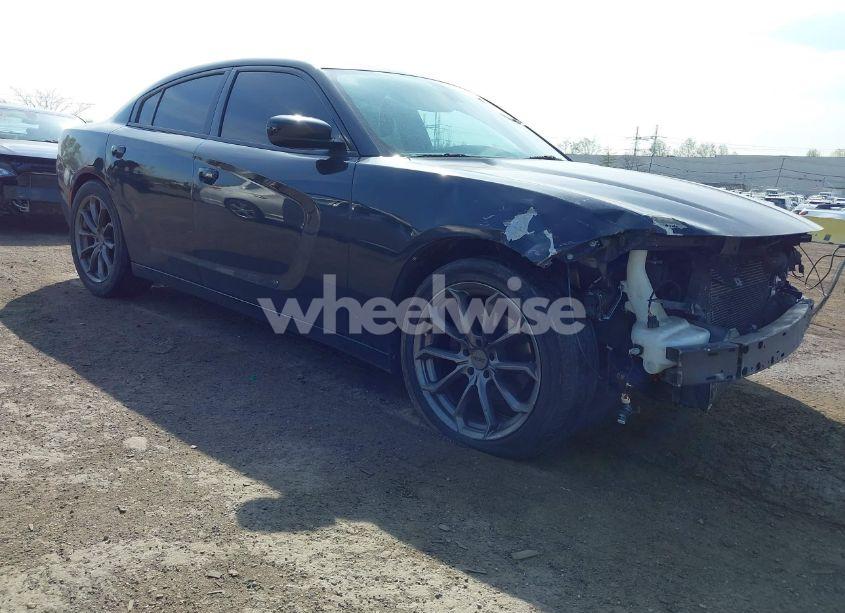 2017 Dodge Charger SE RWD (VIN 2C3CDXBG3HH517552) main photo