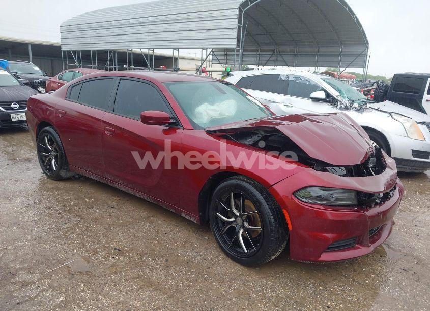 2017 Dodge Charger SE RWD (VIN 2C3CDXBG3HH635102) main photo