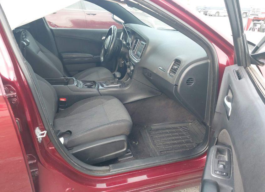 Photo 5 of 2017 Dodge Charger SE RWD (VIN 2C3CDXBG3HH642857)