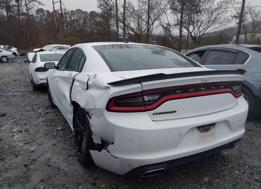 Photo 3 of 2018 Dodge Charger SXT RWD (VIN 2C3CDXBG3JH113866)
