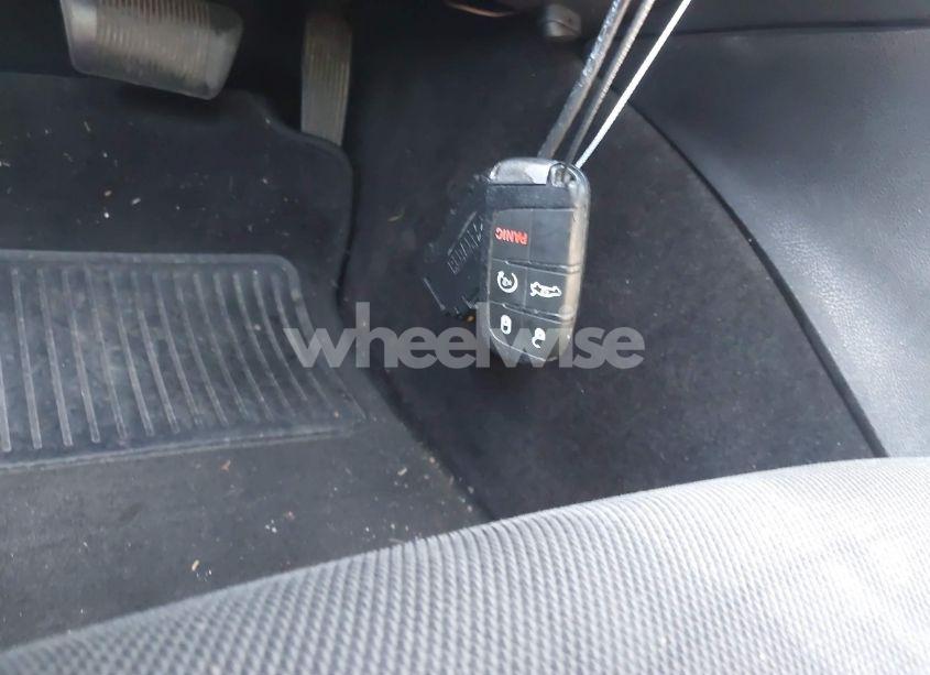 Photo 11 of 2018 Dodge Charger SXT RWD (VIN 2C3CDXBG3JH147273)