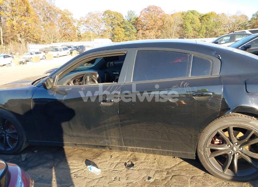 Photo 14 of 2018 Dodge Charger SXT RWD (VIN 2C3CDXBG3JH147273)