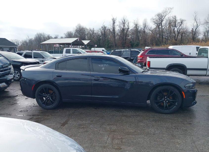 Photo 14 of 2018 Dodge Charger SXT RWD (VIN 2C3CDXBG3JH187322)