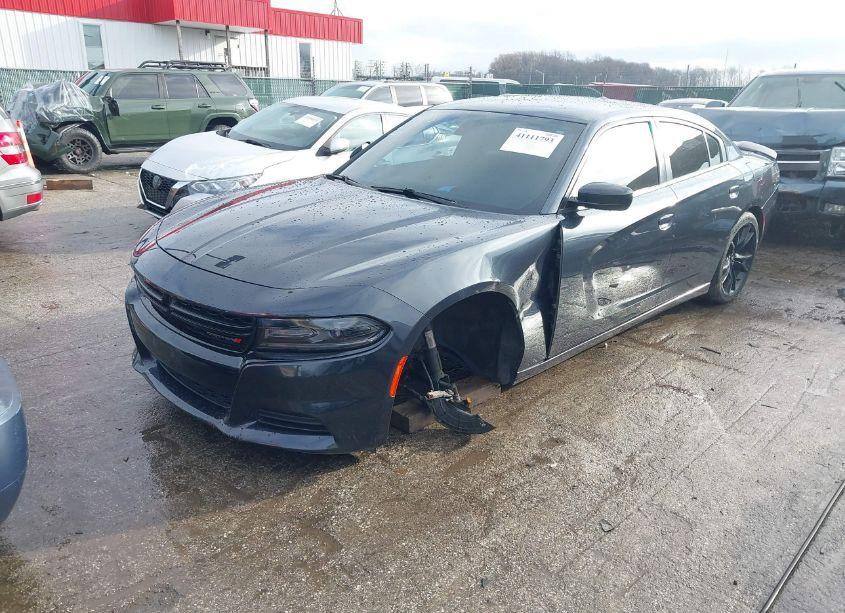 Photo 2 of 2018 Dodge Charger SXT RWD (VIN 2C3CDXBG3JH187322)