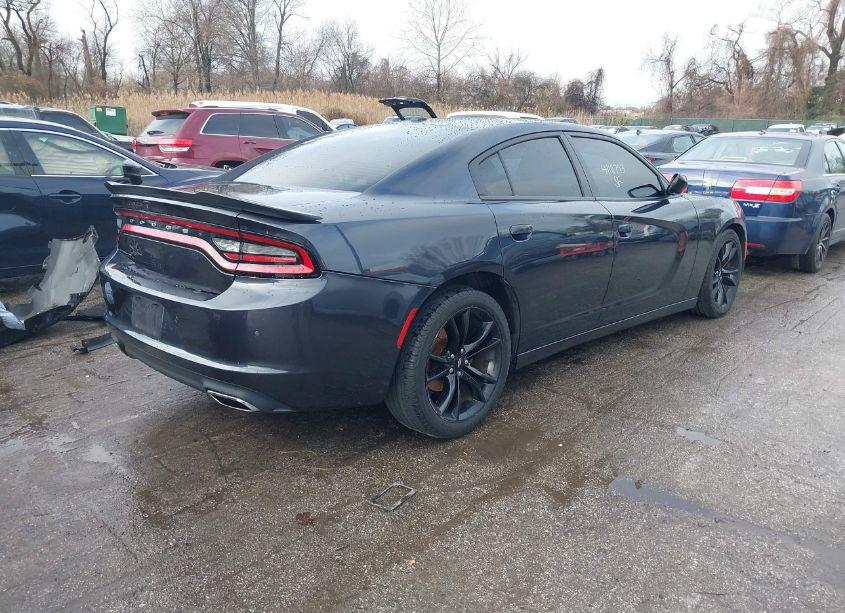 Photo 4 of 2018 Dodge Charger SXT RWD (VIN 2C3CDXBG3JH187322)