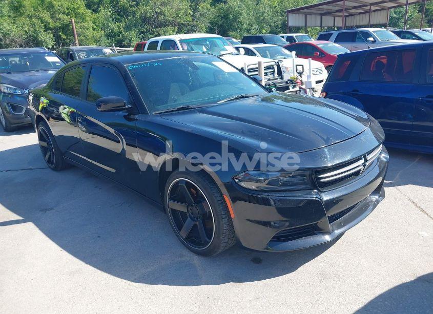 2019 Dodge Charger SXT RWD (VIN 2C3CDXBG3KH605914) main photo