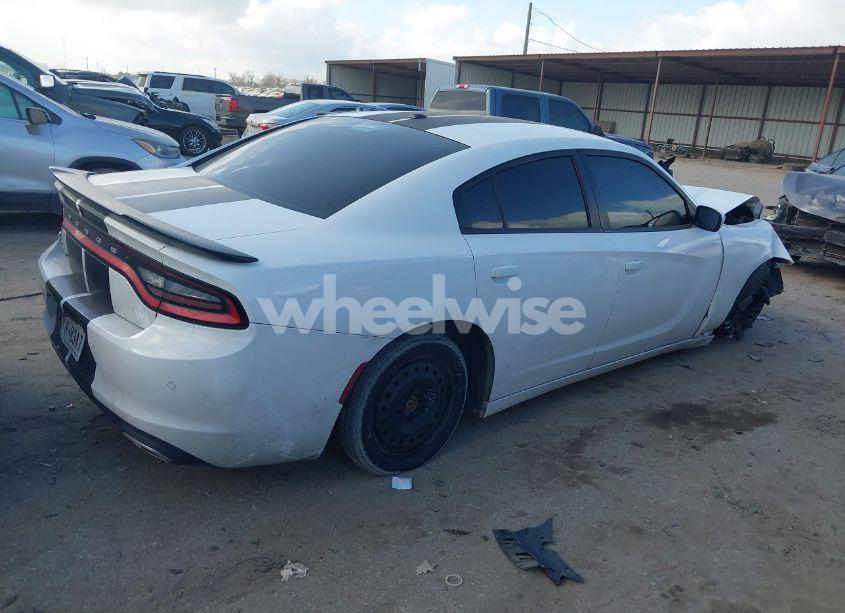 Photo 4 of 2019 Dodge Charger SXT RWD (VIN 2C3CDXBG3KH664266)