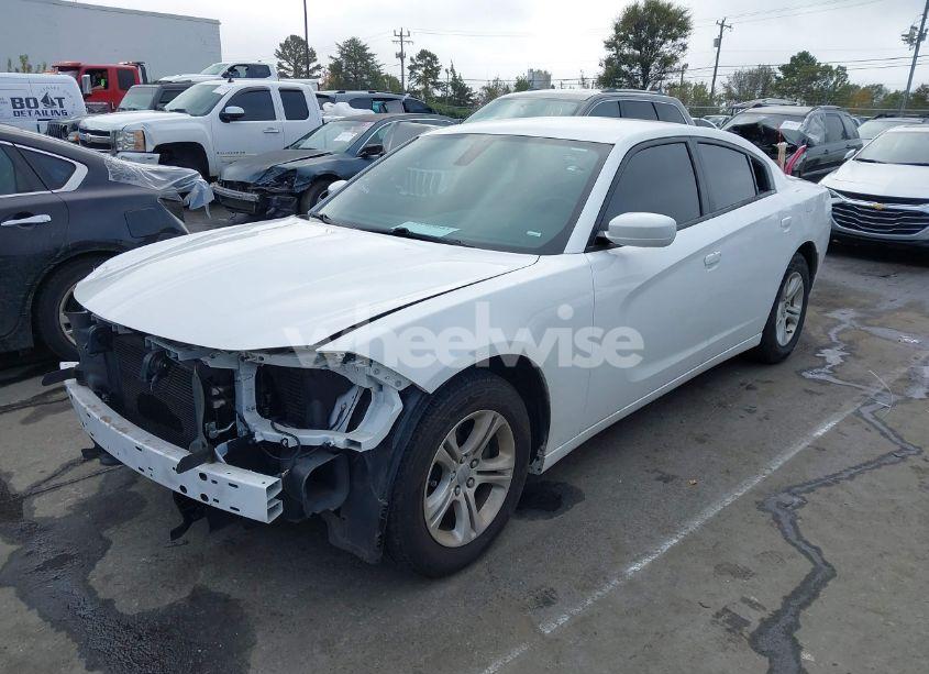 Photo 2 of 2019 Dodge Charger SXT RWD (VIN 2C3CDXBG3KH664896)
