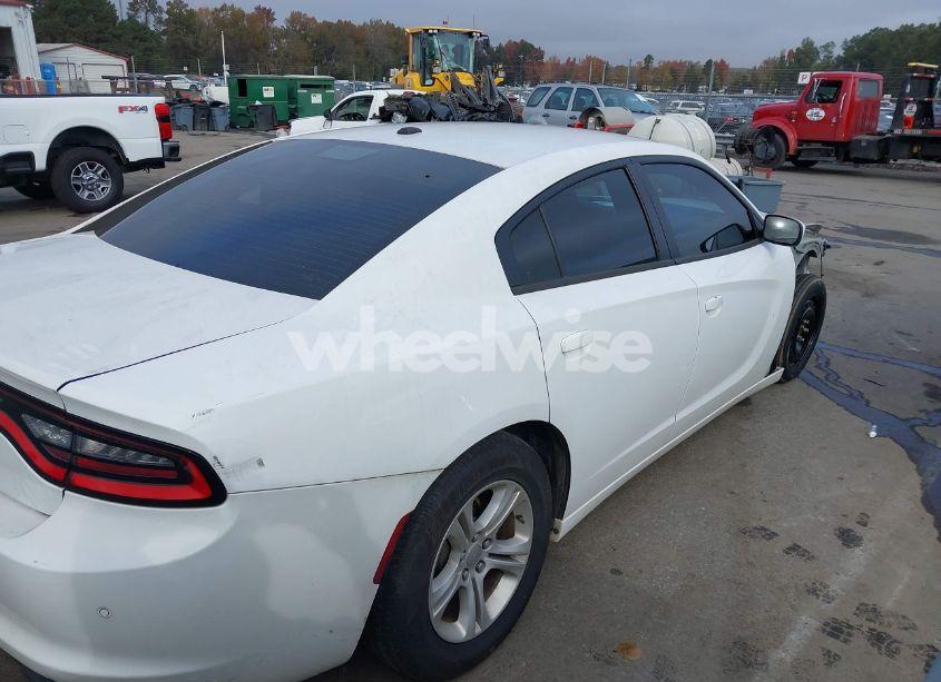 Photo 4 of 2019 Dodge Charger SXT RWD (VIN 2C3CDXBG3KH664896)