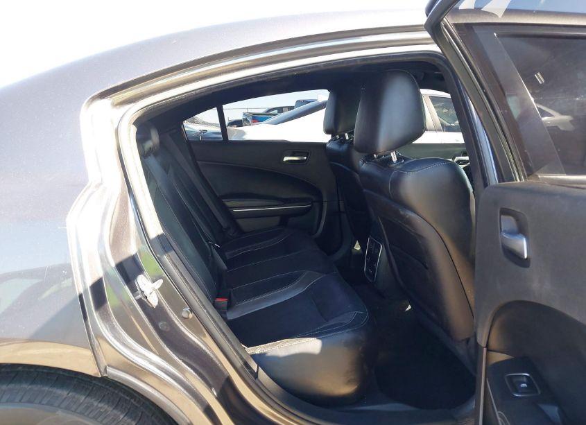 Photo 8 of 2019 Dodge Charger SXT RWD (VIN 2C3CDXBG3KH702868)