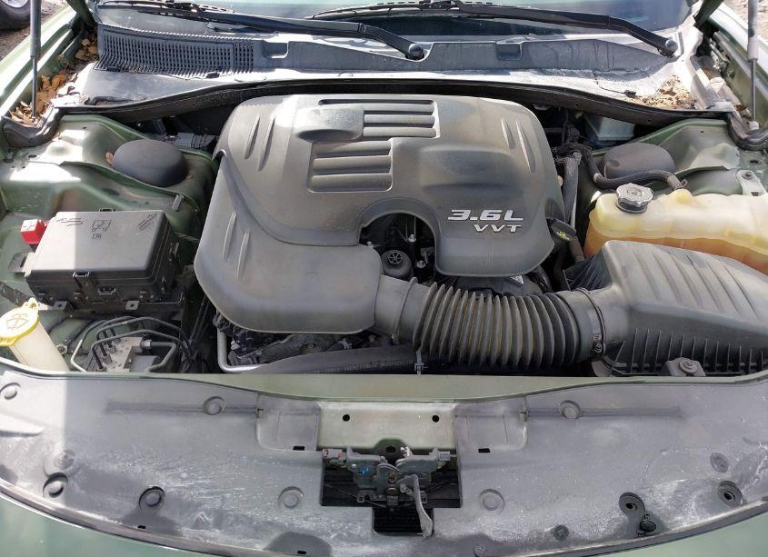 Photo 10 of 2020 Dodge Charger SXT RWD (VIN 2C3CDXBG3LH110968)