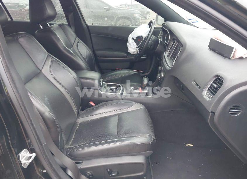 Photo 5 of 2020 Dodge Charger SXT RWD (VIN 2C3CDXBG3LH111151)