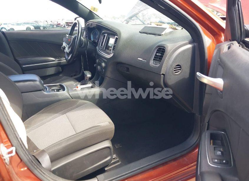 Photo 5 of 2021 Dodge Charger SXT RWD (VIN 2C3CDXBG3MH653173)