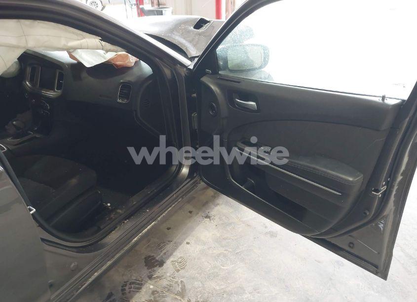 Photo 5 of 2023 Dodge Charger SXT (VIN 2C3CDXBG3PH530767)