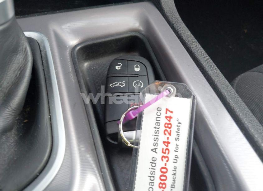 Photo 11 of 2023 Dodge Charger SXT (VIN 2C3CDXBG3PH547049)