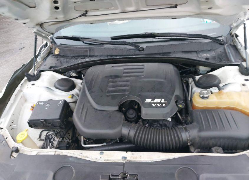 Photo 10 of 2012 Dodge Charger SE (VIN 2C3CDXBG4CH137886)