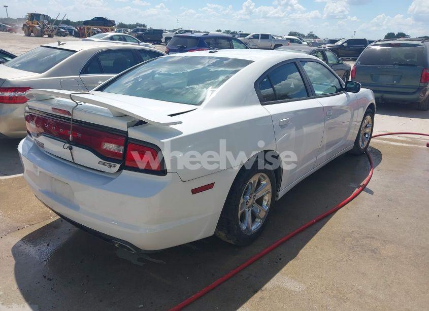 Photo 4 of 2012 Dodge Charger SE (VIN 2C3CDXBG4CH207306)