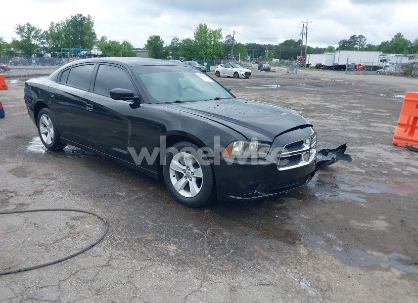 2013 Dodge Charger SE (VIN 2C3CDXBG4DH522639) main photo