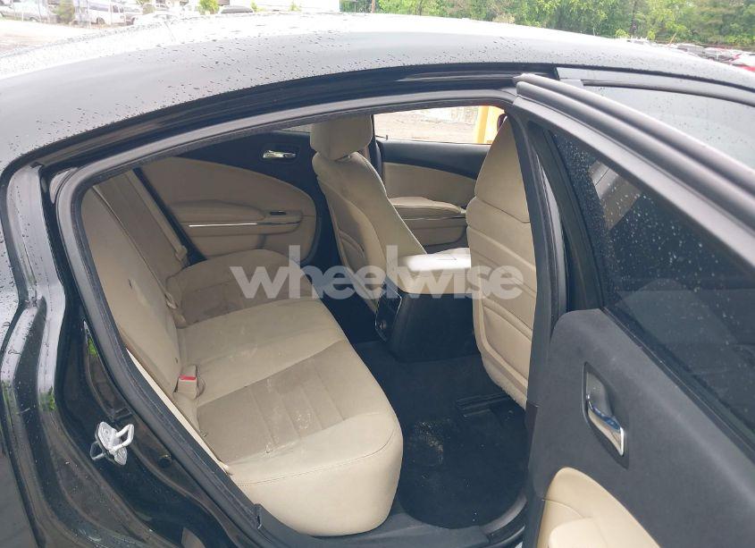 Photo 8 of 2013 Dodge Charger SE (VIN 2C3CDXBG4DH522639)