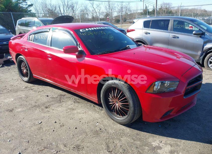 2013 Dodge Charger SE (VIN 2C3CDXBG4DH526237) main photo