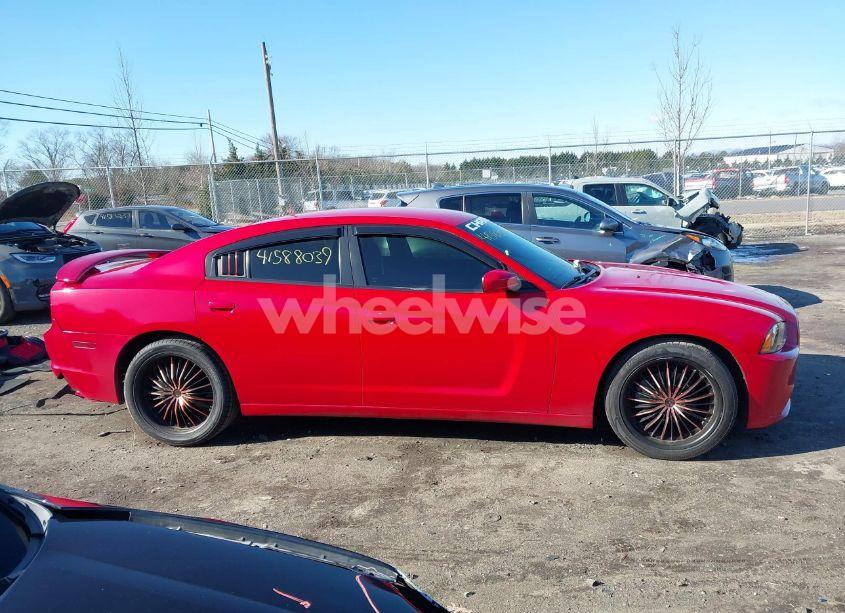 Photo 13 of 2013 Dodge Charger SE (VIN 2C3CDXBG4DH526237)