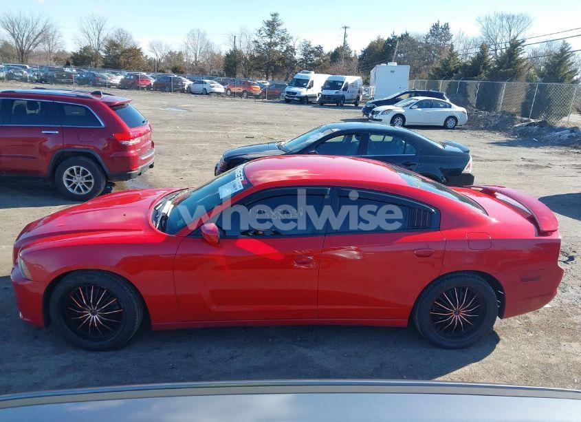 Photo 14 of 2013 Dodge Charger SE (VIN 2C3CDXBG4DH526237)