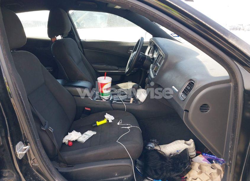 Photo 5 of 2013 Dodge Charger SE (VIN 2C3CDXBG4DH625558)