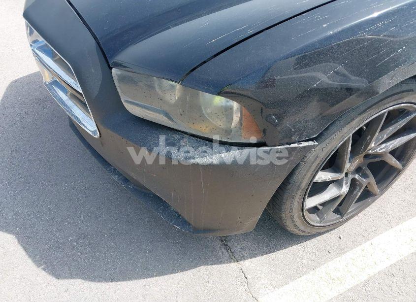 Photo 6 of 2013 Dodge Charger SE (VIN 2C3CDXBG4DH625558)