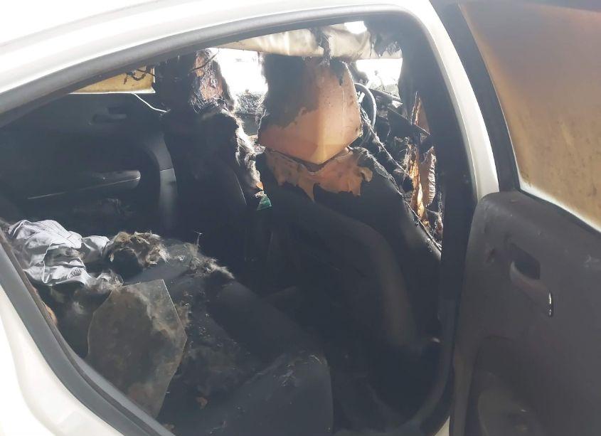 Photo 8 of 2013 Dodge Charger SE (VIN 2C3CDXBG4DH684710)