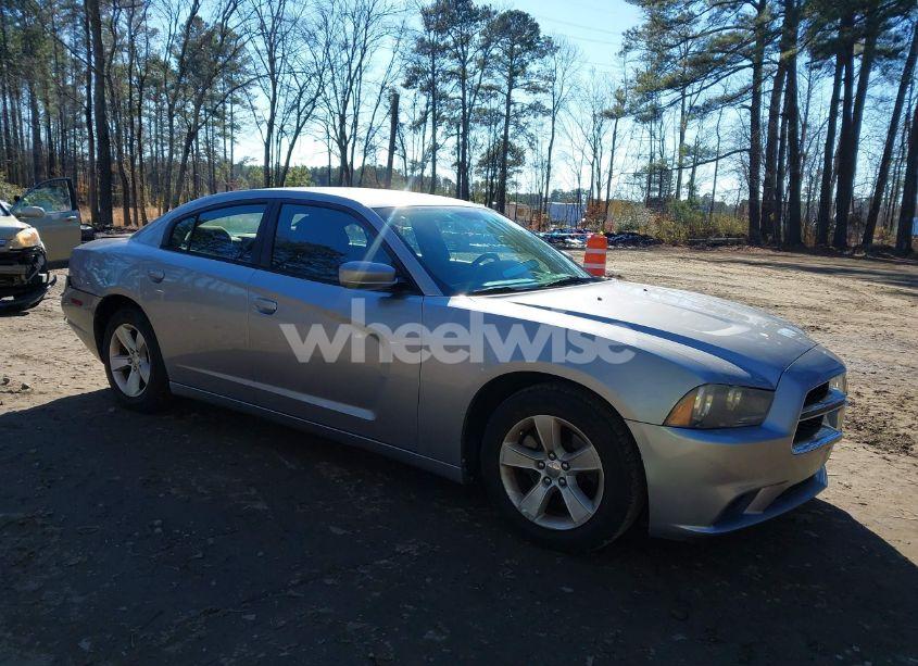 2013 Dodge Charger SE (VIN 2C3CDXBG4DH688806) main photo