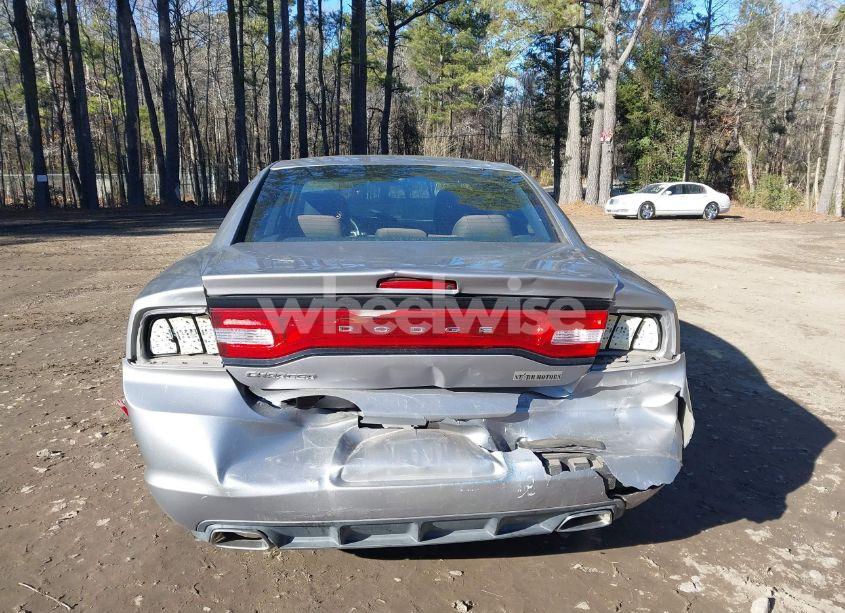 Photo 6 of 2013 Dodge Charger SE (VIN 2C3CDXBG4DH688806)