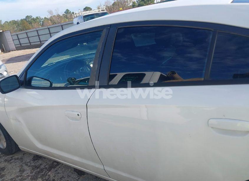 Photo 14 of 2014 Dodge Charger SE (VIN 2C3CDXBG4EH192826)