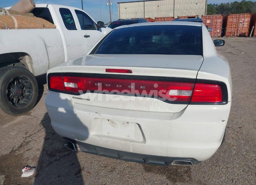 Photo 16 of 2014 Dodge Charger SE (VIN 2C3CDXBG4EH192826)