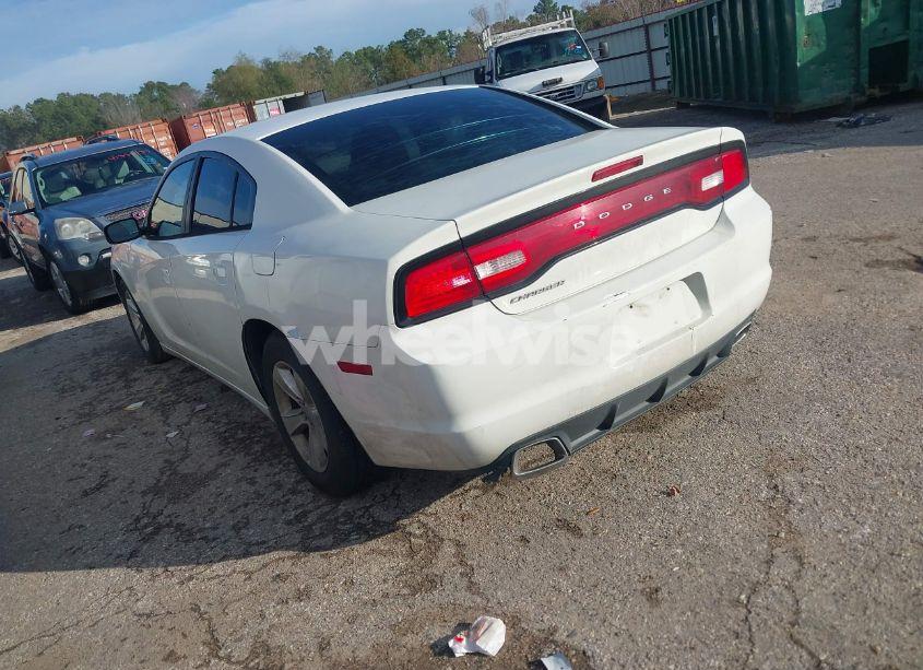 Photo 3 of 2014 Dodge Charger SE (VIN 2C3CDXBG4EH192826)