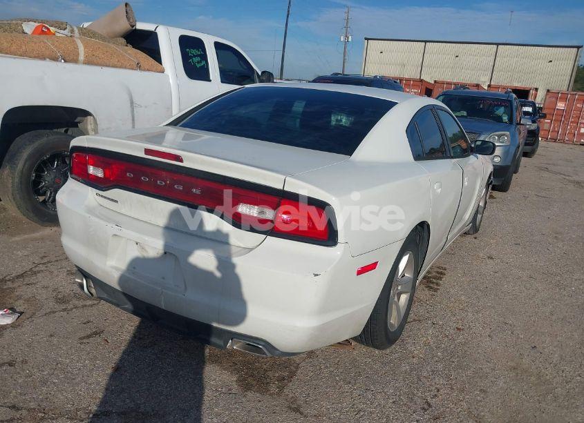 Photo 4 of 2014 Dodge Charger SE (VIN 2C3CDXBG4EH192826)