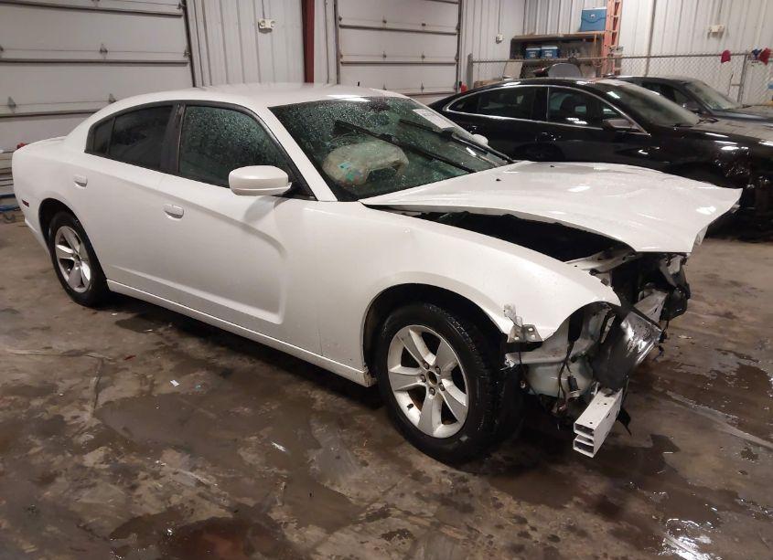 2014 Dodge Charger SE (VIN 2C3CDXBG4EH197380) main photo