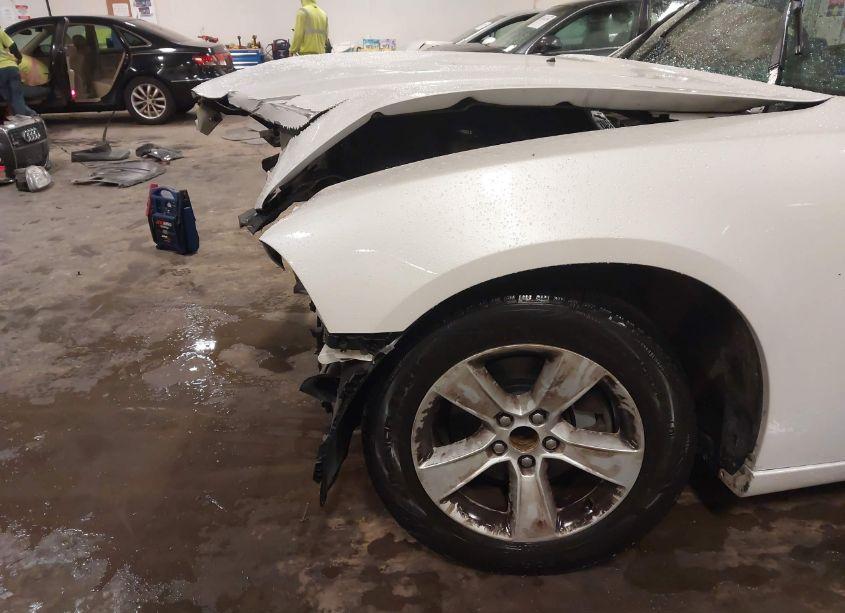 Photo 6 of 2014 Dodge Charger SE (VIN 2C3CDXBG4EH197380)