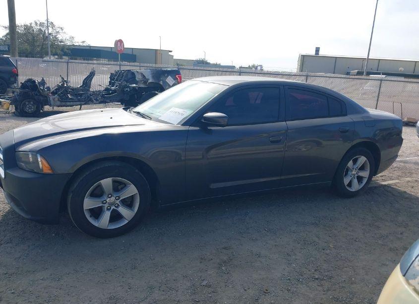 Photo 13 of 2014 Dodge Charger SE (VIN 2C3CDXBG4EH198416)
