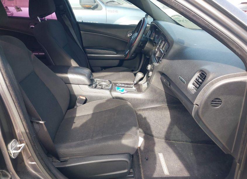 Photo 5 of 2014 Dodge Charger SE (VIN 2C3CDXBG4EH198416)