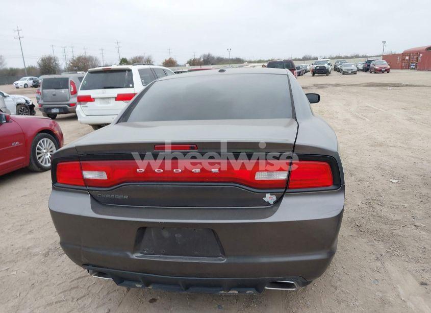 Photo 16 of 2014 Dodge Charger SE (VIN 2C3CDXBG4EH205896)