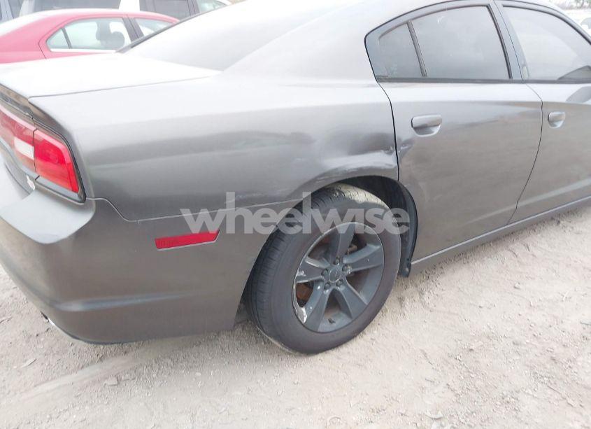 Photo 17 of 2014 Dodge Charger SE (VIN 2C3CDXBG4EH205896)