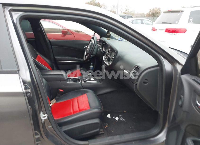 Photo 5 of 2014 Dodge Charger SE (VIN 2C3CDXBG4EH205896)