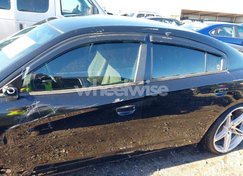 Photo 15 of 2014 Dodge Charger SE (VIN 2C3CDXBG4EH243239)