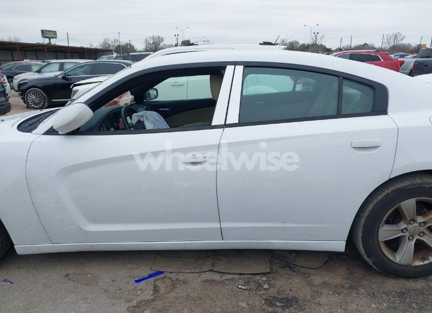 Photo 14 of 2014 Dodge Charger SE (VIN 2C3CDXBG4EH251924)