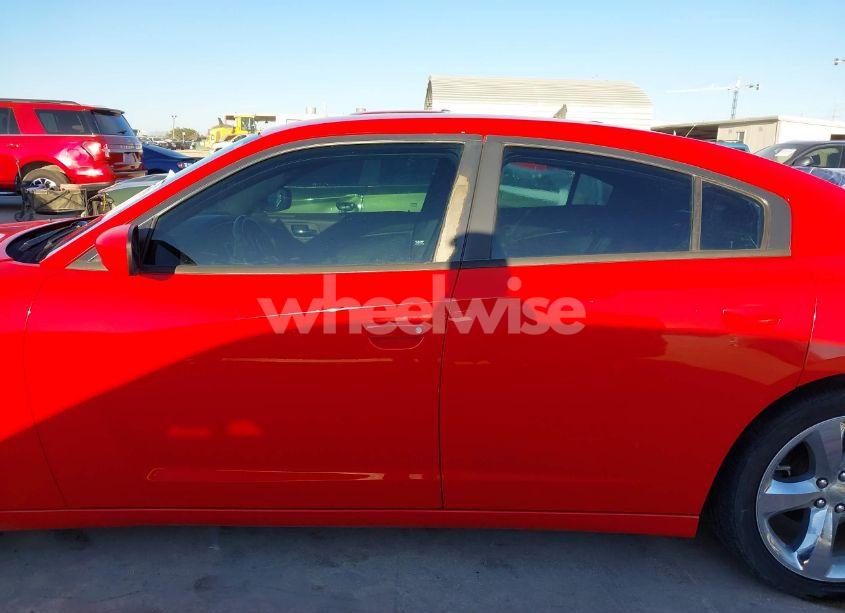Photo 15 of 2014 Dodge Charger SE (VIN 2C3CDXBG4EH356687)