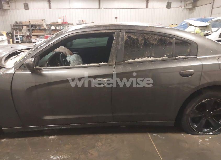 Photo 14 of 2014 Dodge Charger SE (VIN 2C3CDXBG4EH359959)